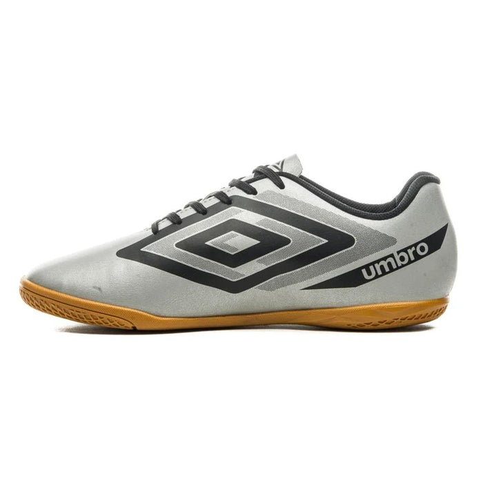 Umbro Futbol_Indoor Masculino Beat Plata/Negro